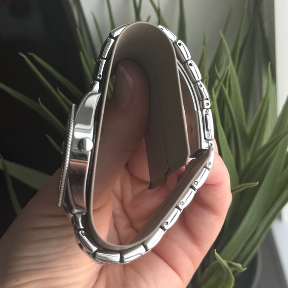 Fossil Women’s Scarlette Quartz Analog & Date Watch - Picture 10 of 14